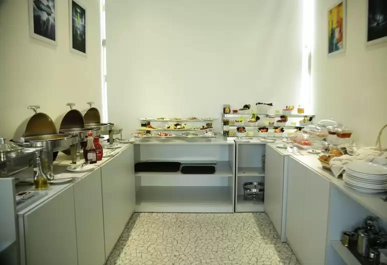 Palm Ville Suites Бейрут Экстерьер фото