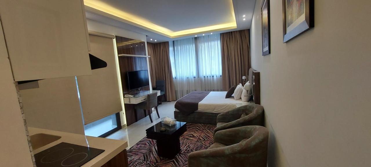 Palm Ville Suites Бейрут Экстерьер фото